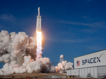 SpaceX's rocket takeoff
